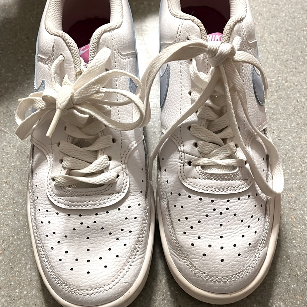 Great shoe just not my style anymore!